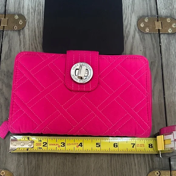 Vera Bradley Fuchsia Pink Quilted Wallet - Picture 10 of 11